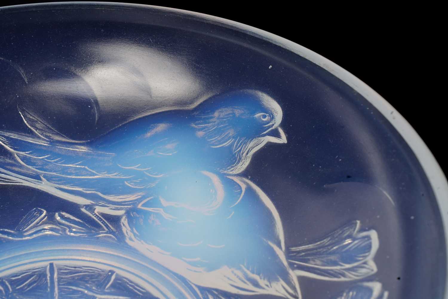 An Art Deco opalescent bowl - Image 2 of 3
