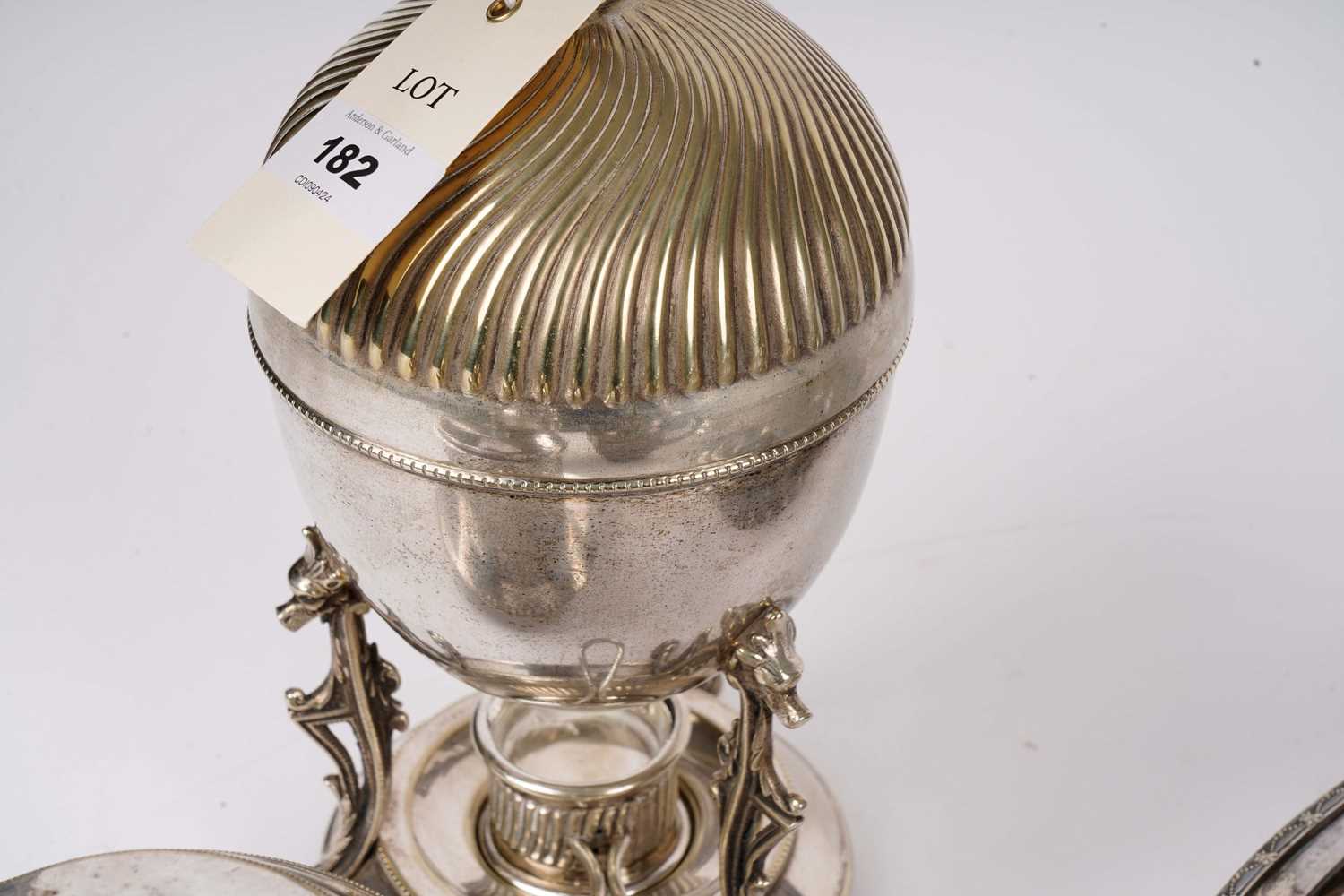 A selection of Victorian and later silver plated table wares - Image 7 of 8