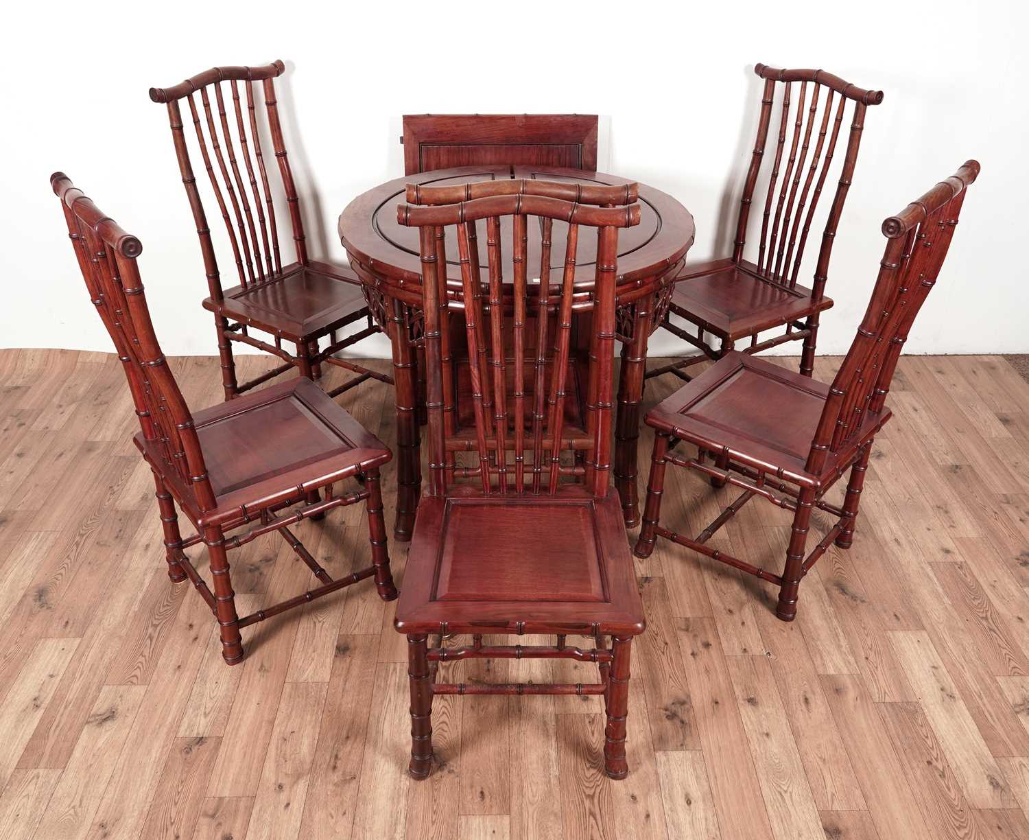 A modern Chinese dining table and six chairs