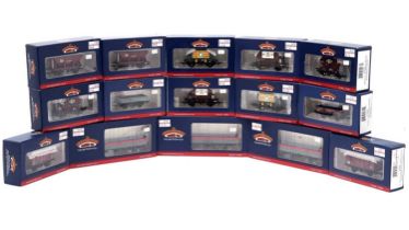 Bachmann rolling stock and other related items