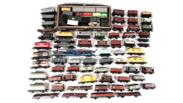 A selection of unboxed 00-gauge model railway rolling stock