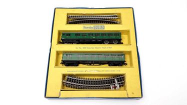 Hornby Dublo suburban electric train two rail set