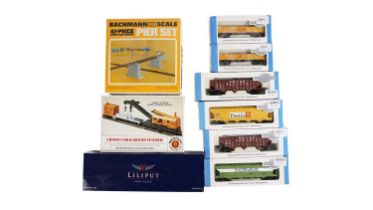 A Bachmann Liliput First Class HO scale locomotive and tender, and other assorted Bachmann items