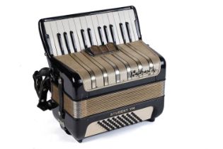 Hohner Student VM accordion