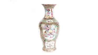 19th-century Cantonese vase