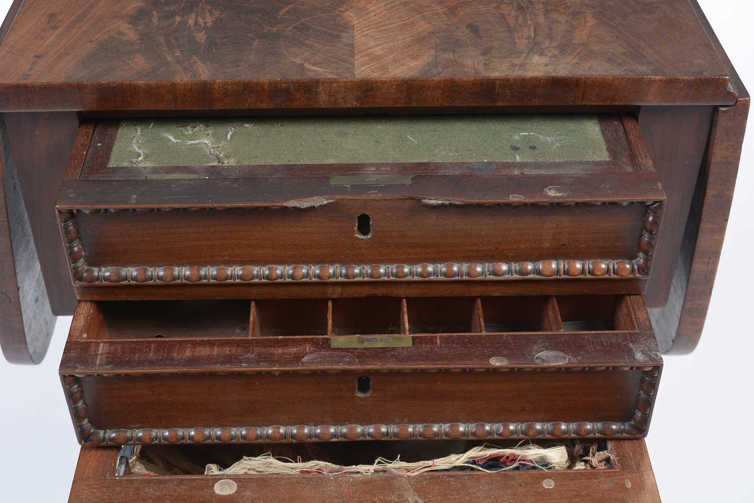 Attributed to William Trotter of Edinburgh: two Regency mahogany work tables - Image 7 of 31