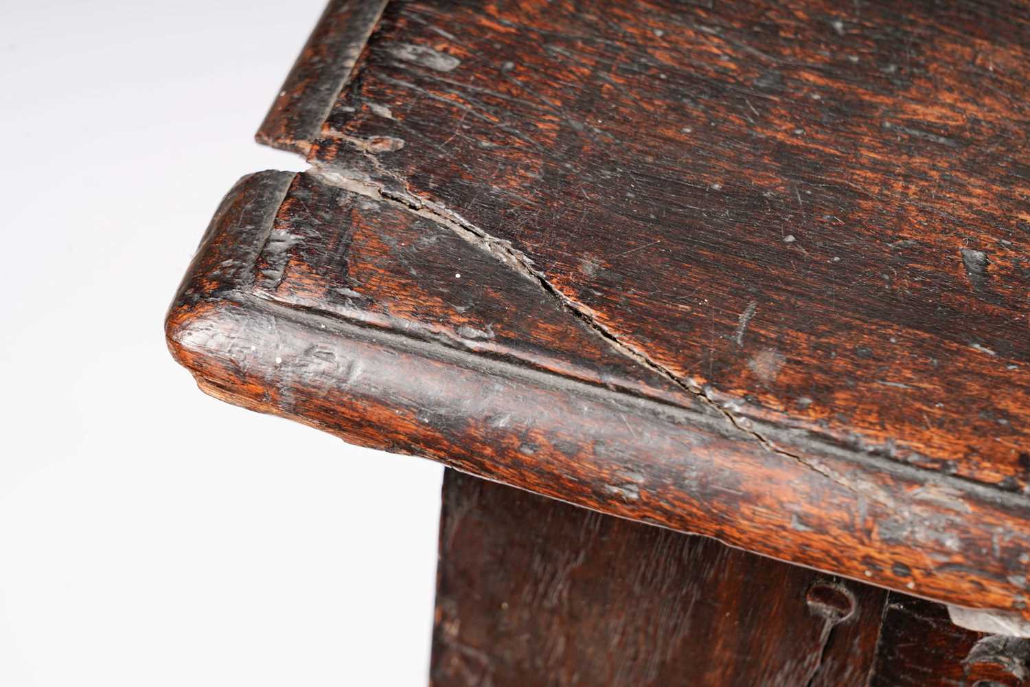 A late 17th Century oak coffer - Image 8 of 12