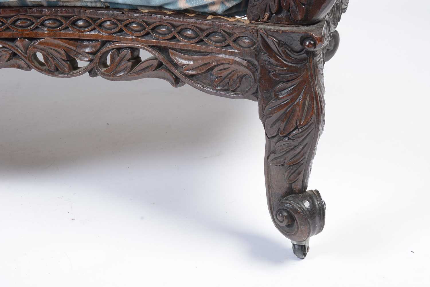 A decorative late 19th Century Anglo-Indian carved hardwood two seater sofa - Image 11 of 11