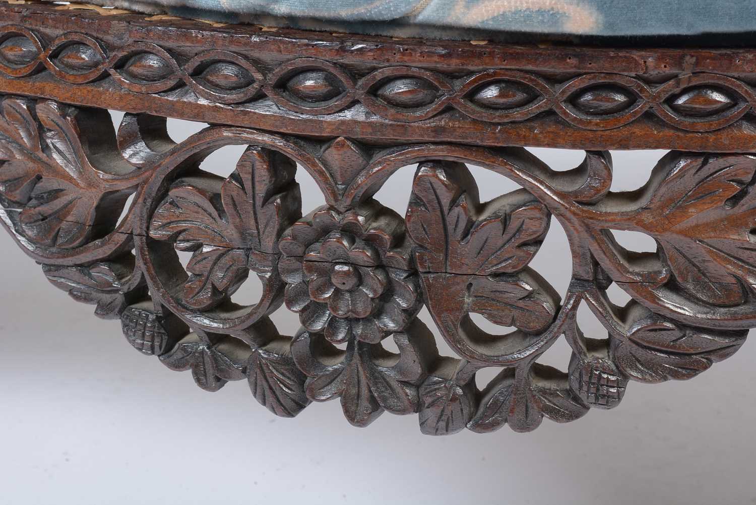 A decorative late 19th Century Anglo-Indian carved hardwood two seater sofa - Image 6 of 11