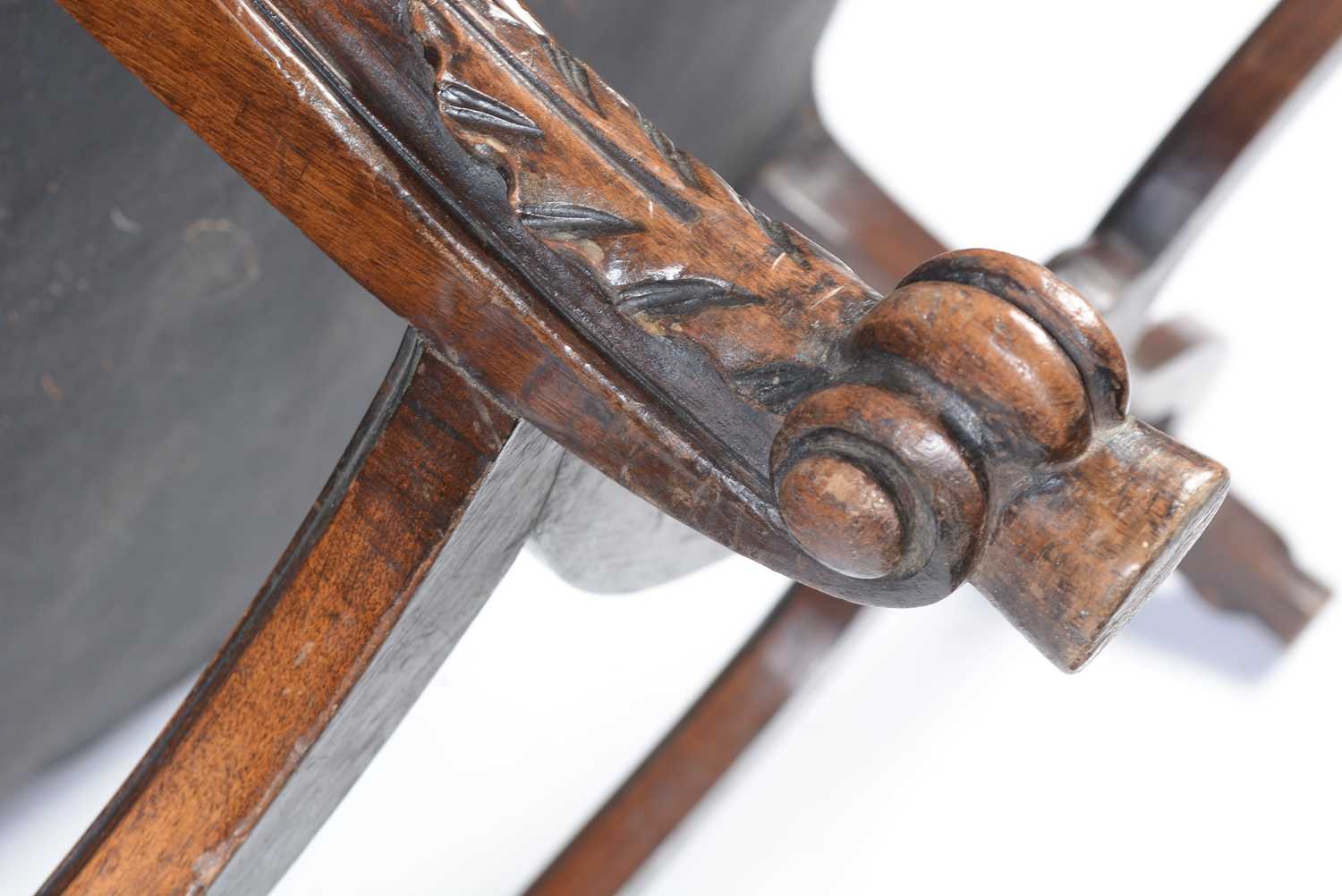 An attractive 18th Century style carved walnut high back settee, late 19th/early 20th Century - Image 11 of 15