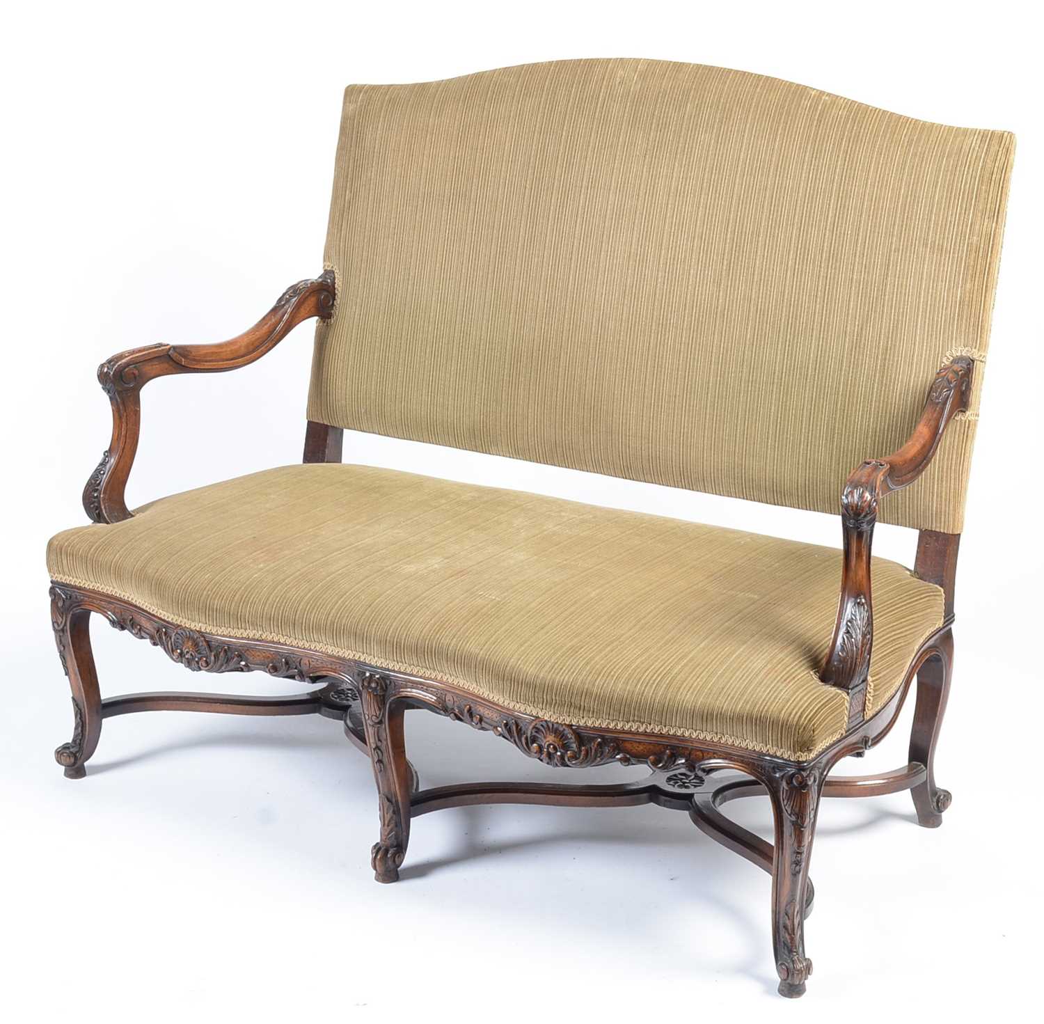 An attractive 18th Century style carved walnut high back settee, late 19th/early 20th Century - Image 2 of 15