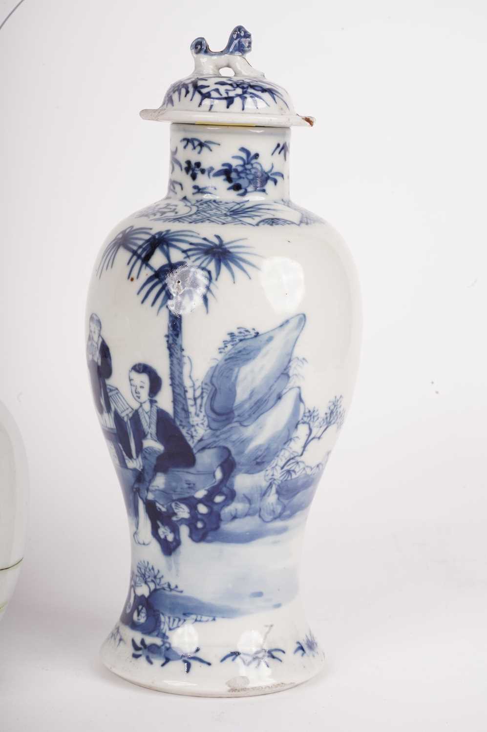 Chinese blue and white vase and cover and a ginger jar - Image 2 of 9