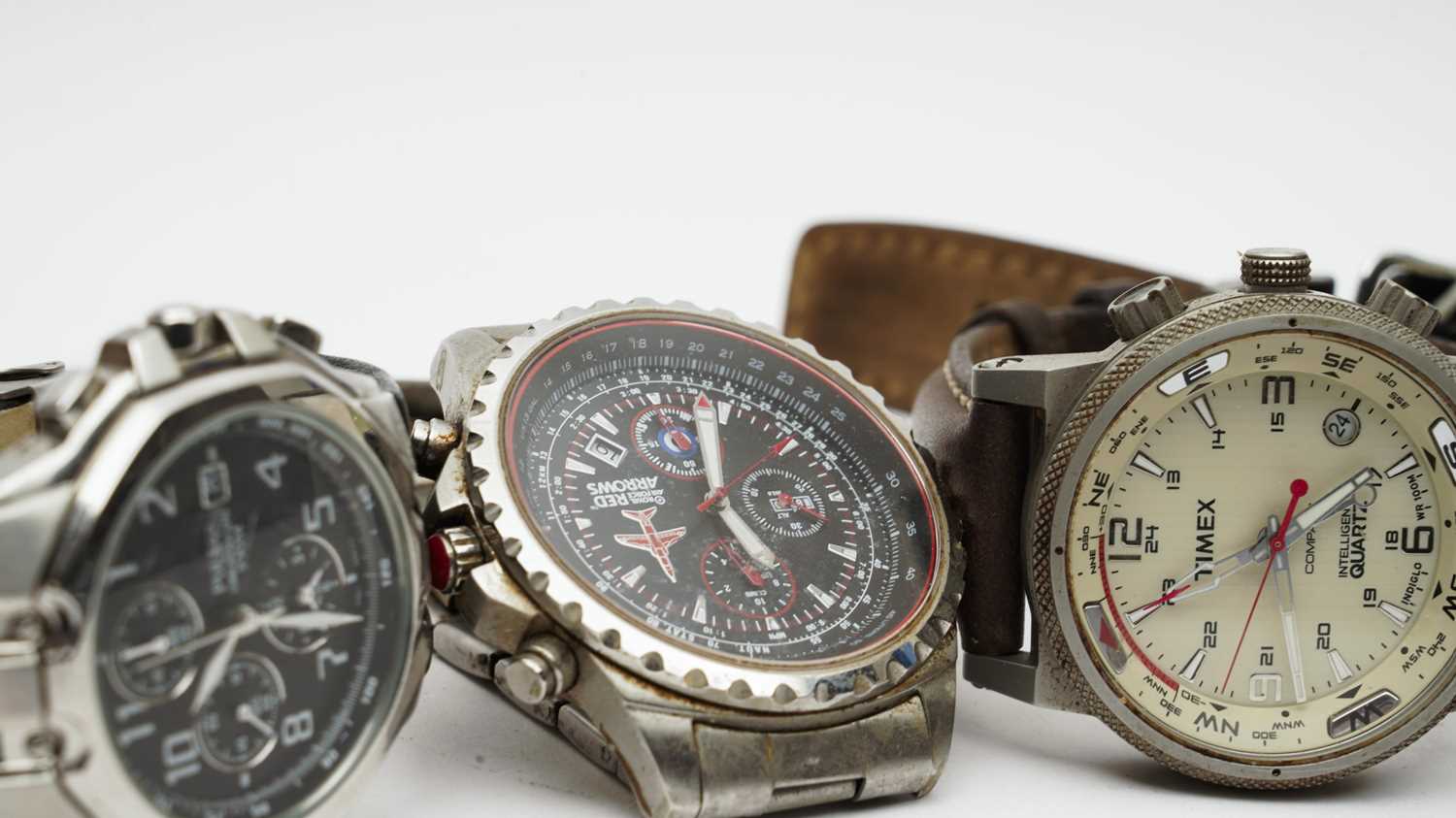 An MWC military steel cased wristwatch and others - Image 3 of 6