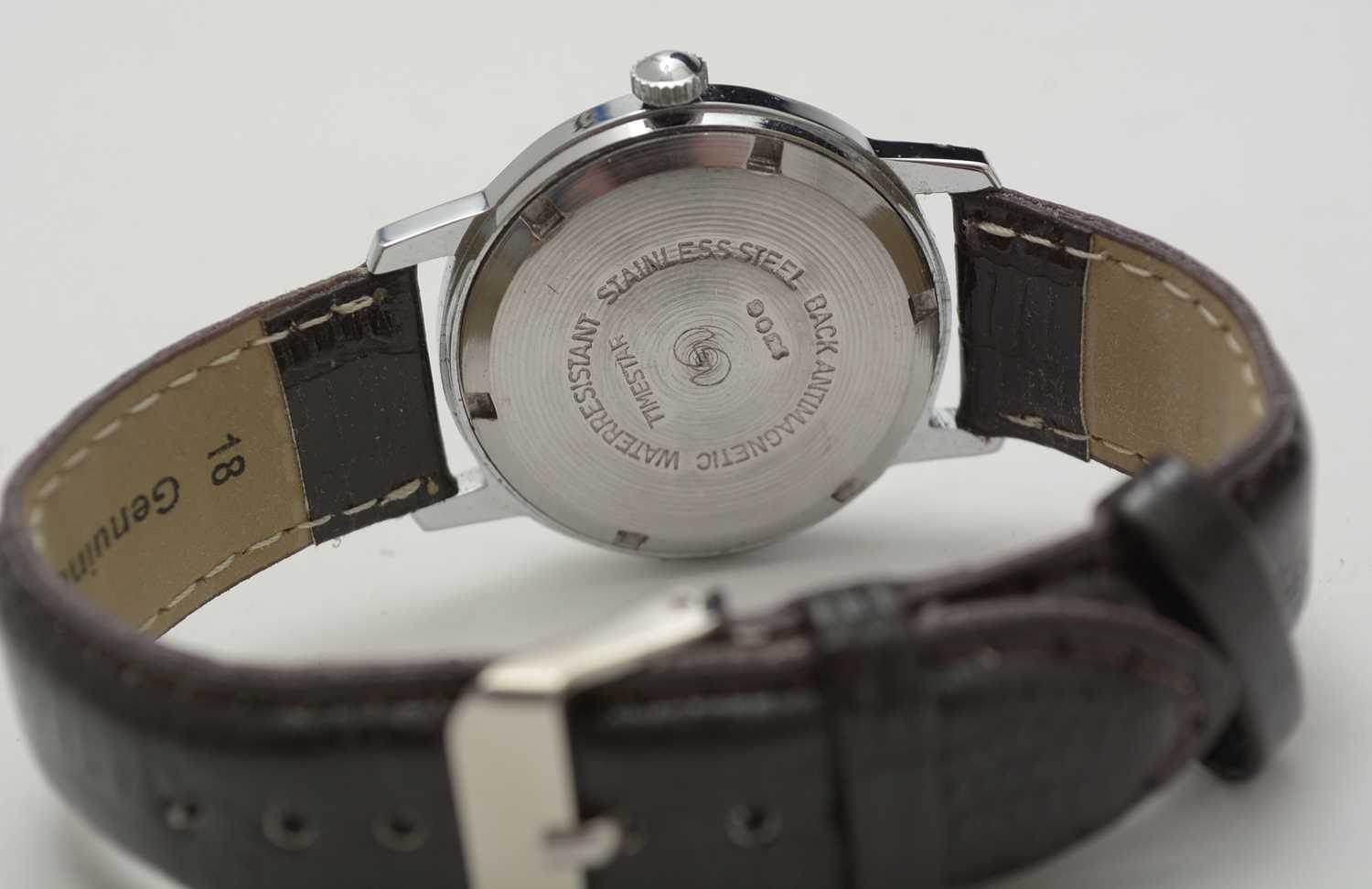 Five wristwatches of Russian and other makers - Image 9 of 13