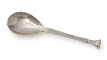 An Elizabeth II silver hand-made seal top spoon