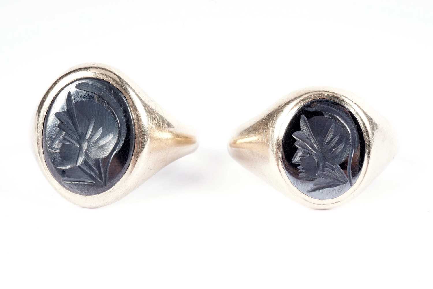 Two hematite intaglio signet rings - Image 7 of 12