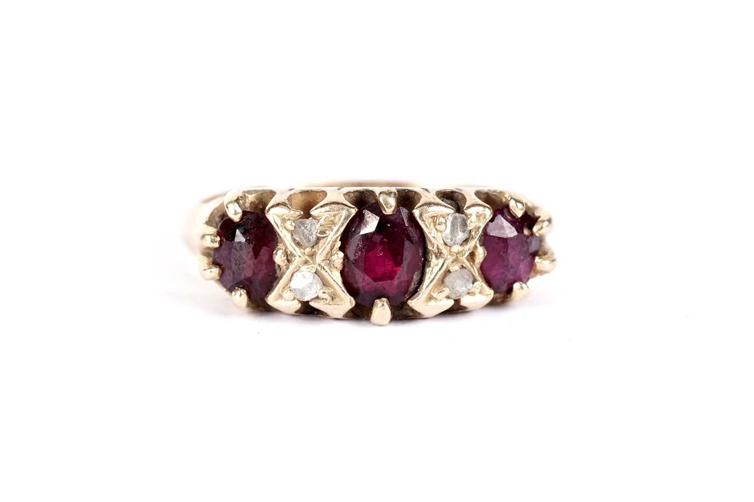 A Victorian ruby and diamond ring - Image 4 of 4