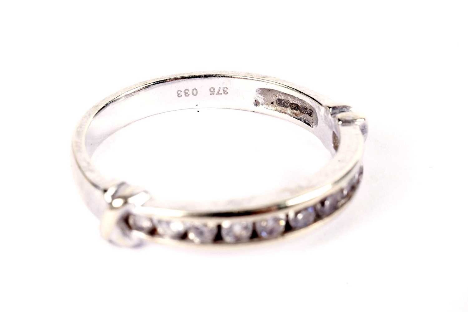 A diamond half hoop eternity ring - Image 3 of 3
