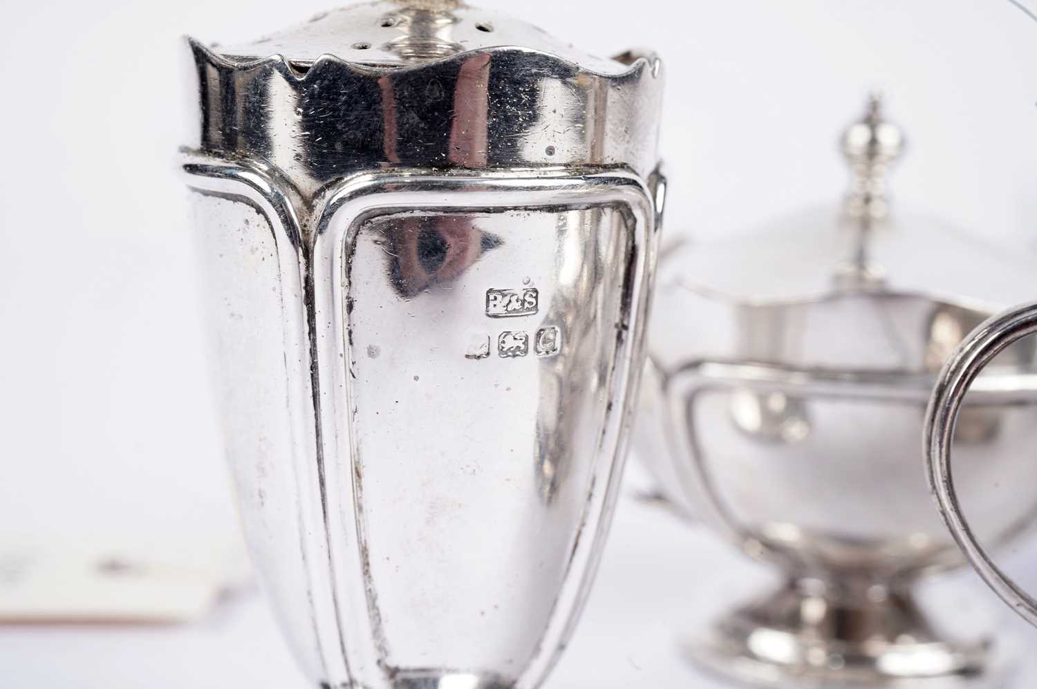 A set of George V silver condiments - Bild 3 aus 3