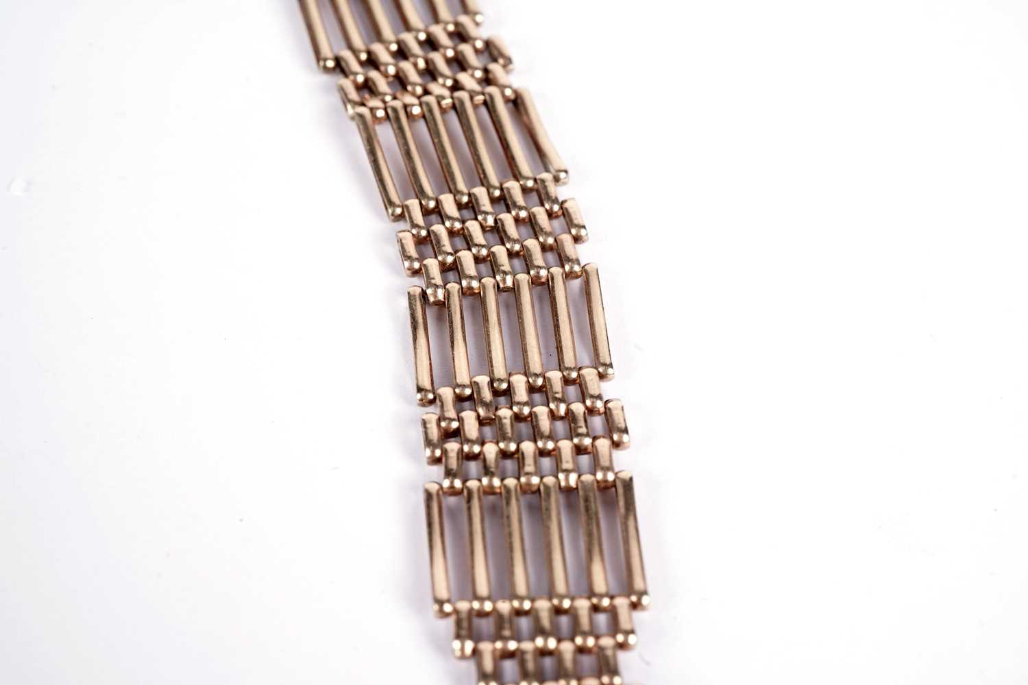 A 9ct yellow gold bracelet - Image 3 of 3