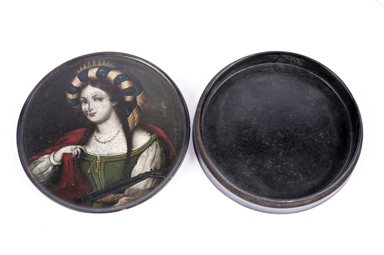 An early 19th Century German lacquered papier-mache snuff box - Image 7 of 7