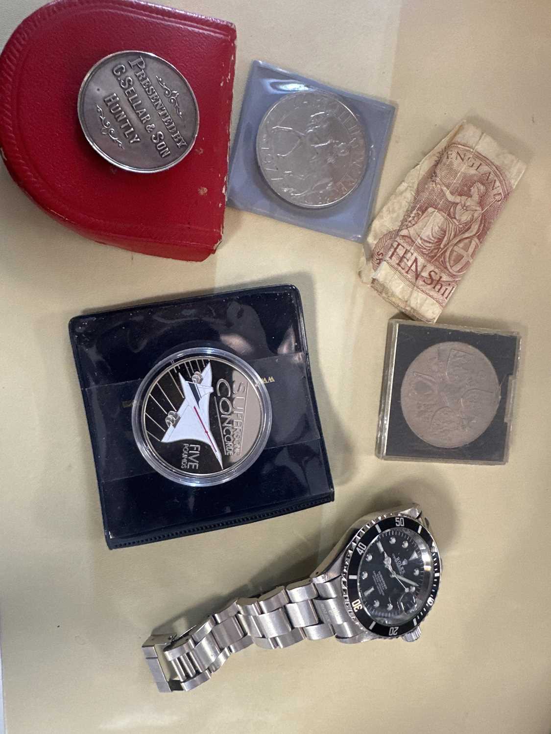 A collection of costume jewellery, coins and watches - Image 11 of 11