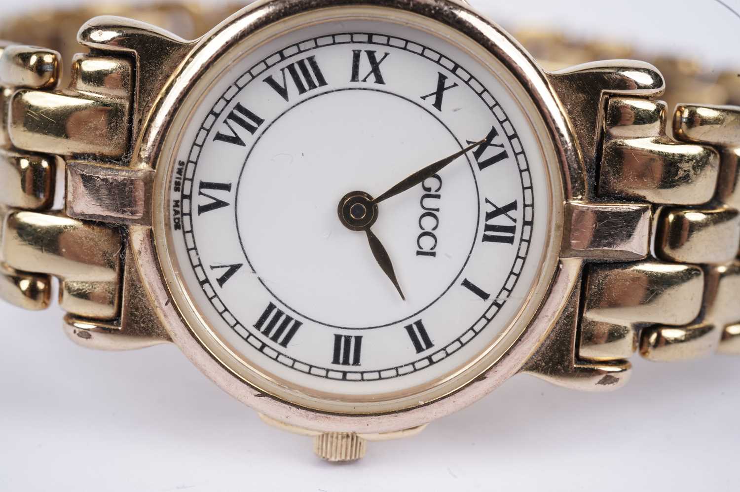 A lady's Gucci 3400L series gold plated wristwatch - Image 2 of 5