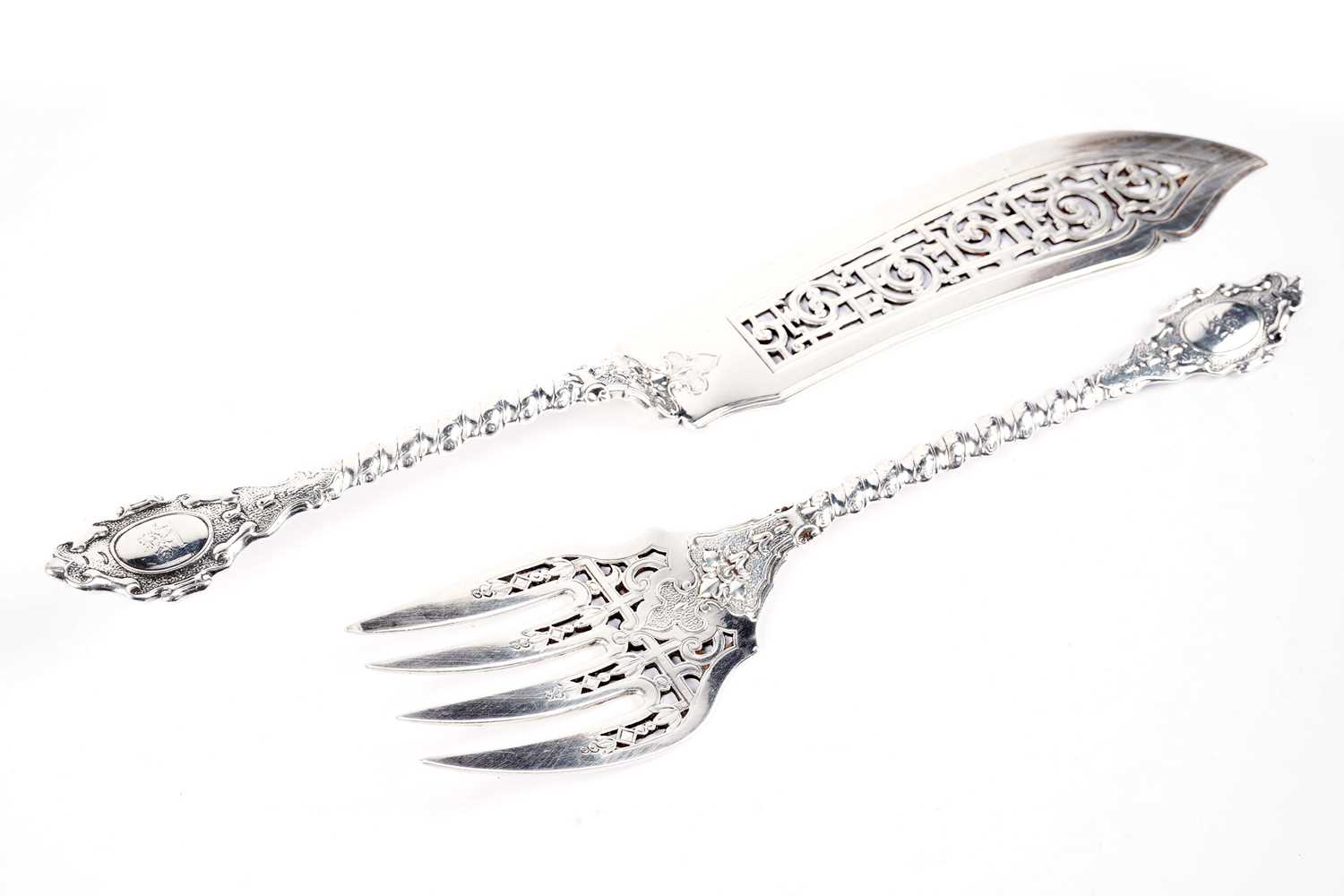 A Victorian silver fish slice and fork - Image 4 of 5