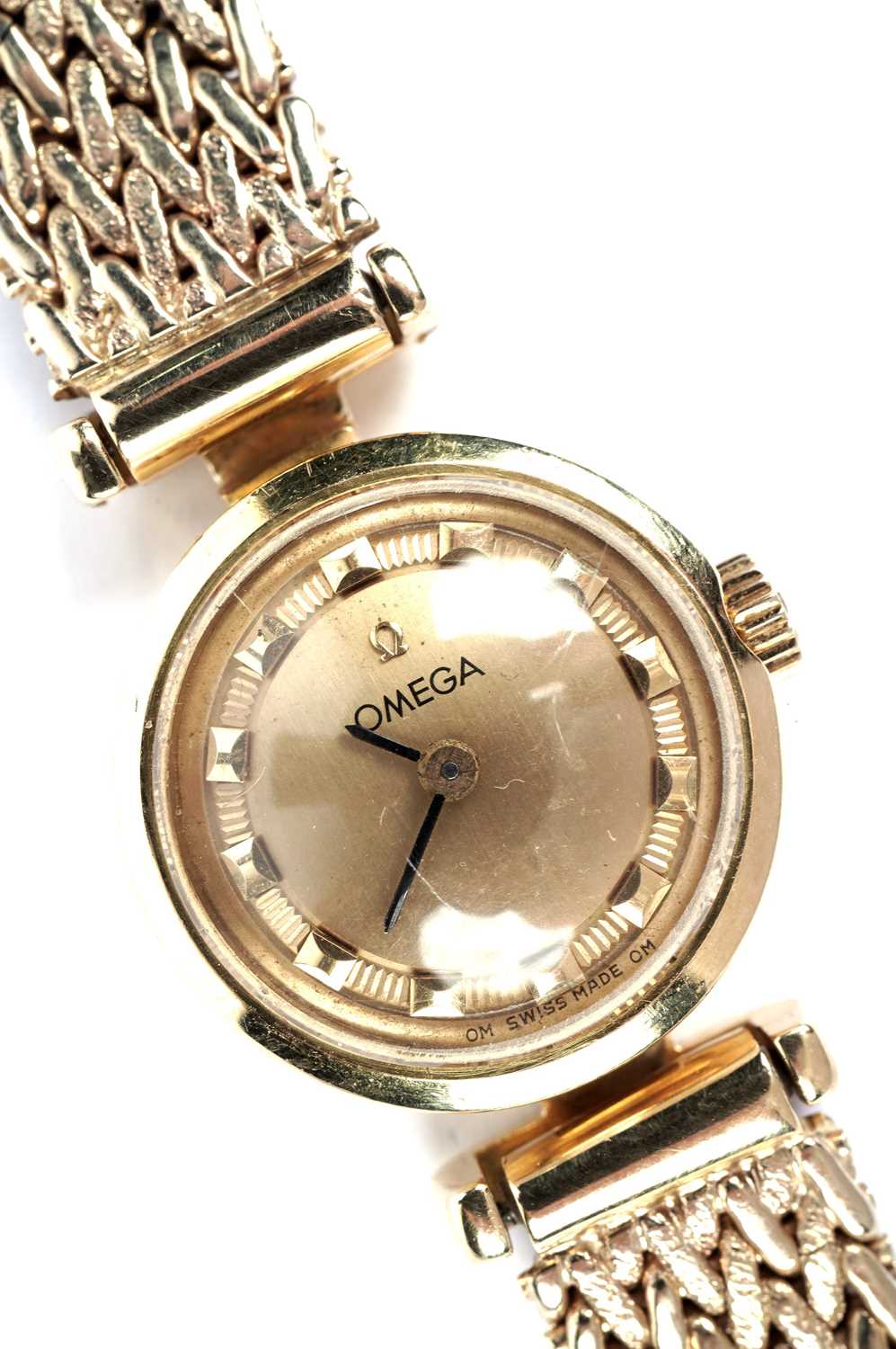 An Omega 9ct yellow gold cocktail watch - Image 5 of 5
