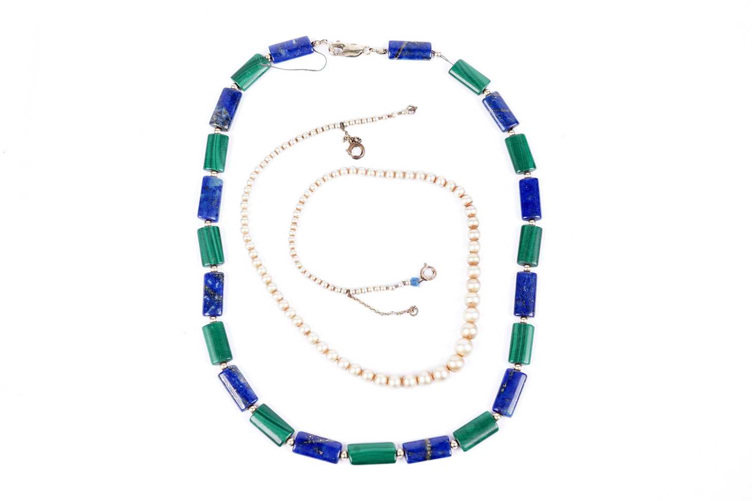 A lapis lazuli and malachite necklace; and another - Image 4 of 7