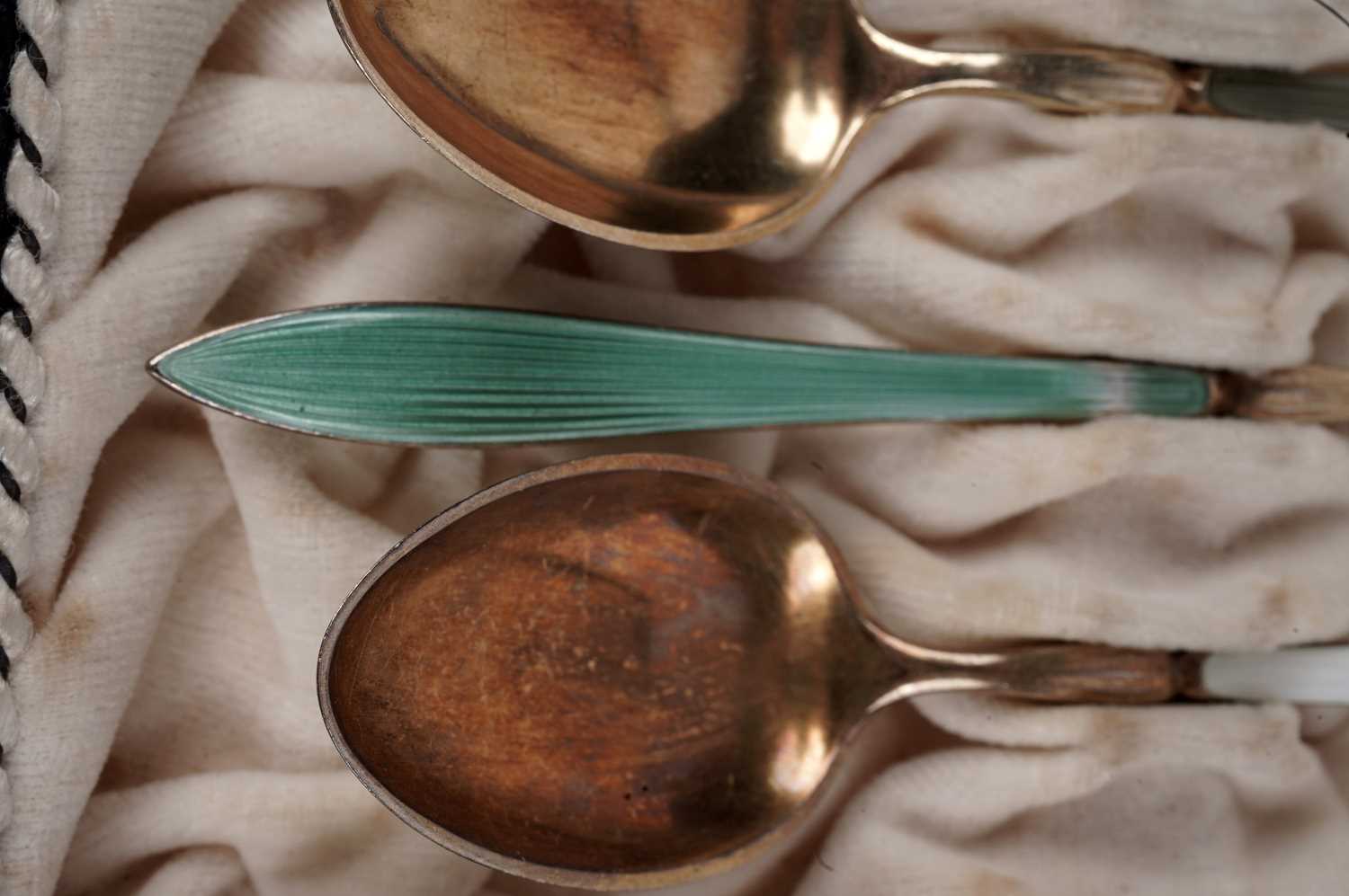 A set of Norwegian enamelled silver gilt coffee spoons and sugar tongs - Image 5 of 5