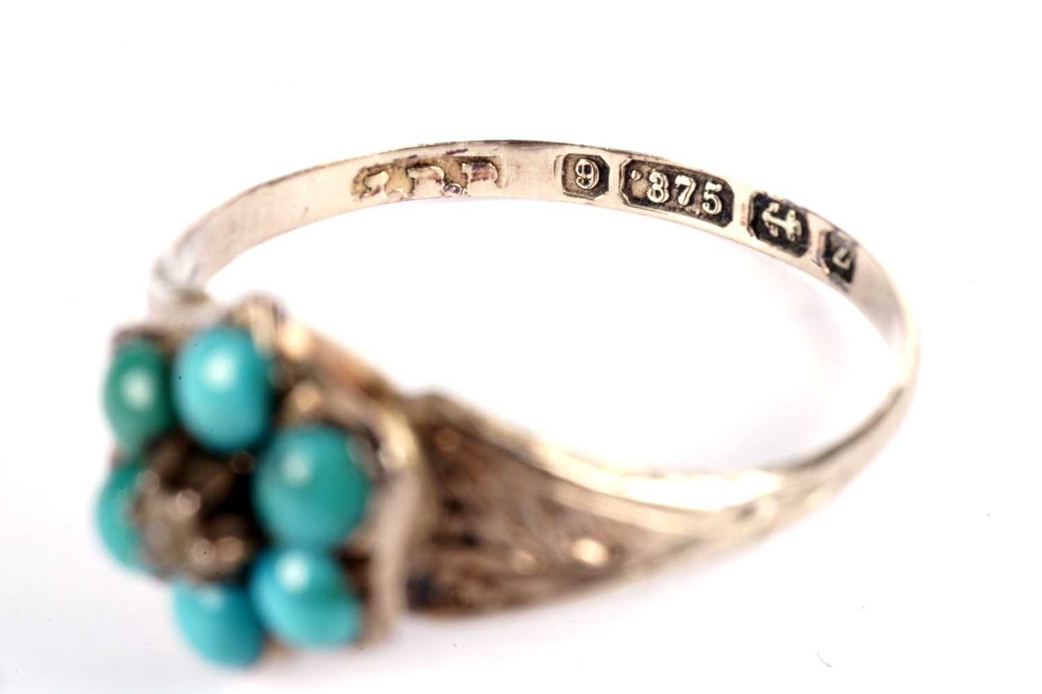 A Victorian Romantic Period turquoise and seed pearl flowerhead ring - Image 3 of 3