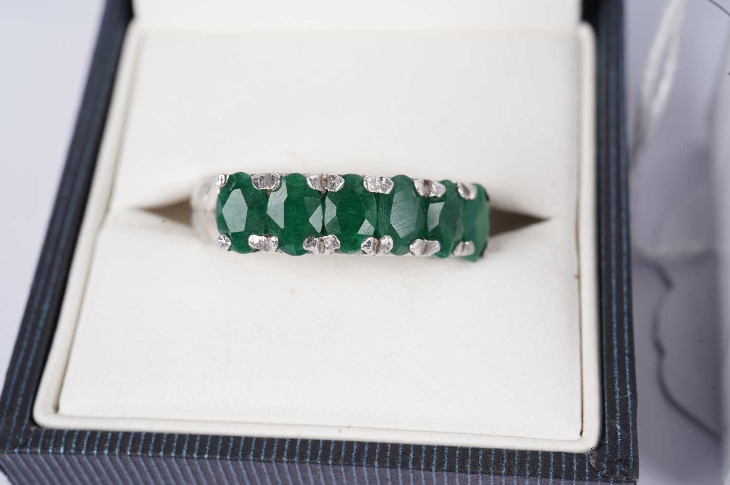 Contemporary lab-grown gemstone jewellery - Image 2 of 7