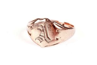 A 9ct rose gold signet ring