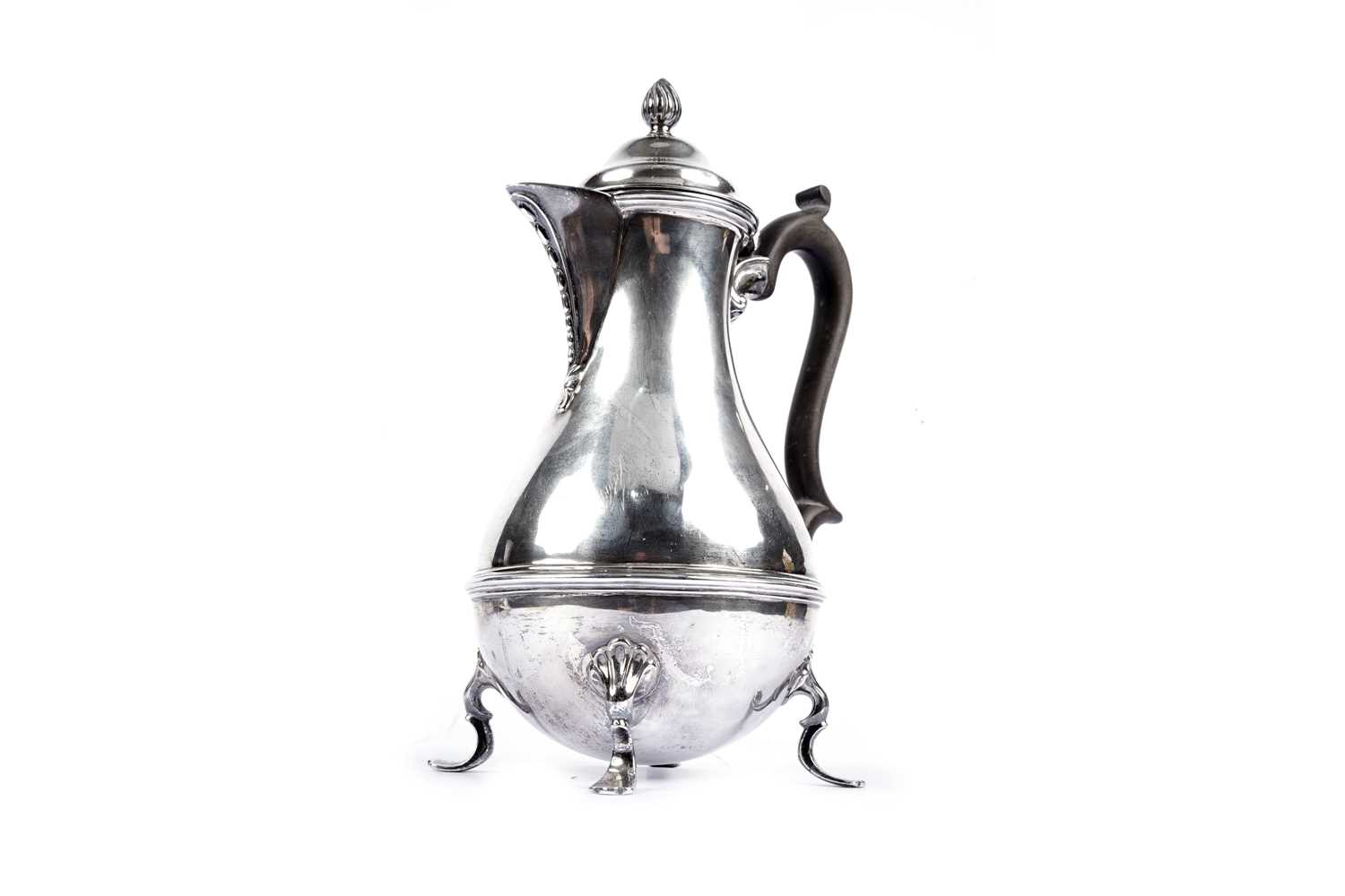 A late Victorian silver coffee pot - Image 2 of 4