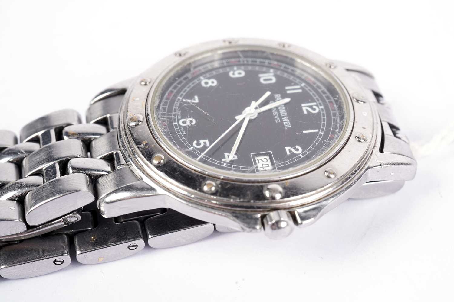 A Raymond Weil stainless steel wristwatch - Image 3 of 5