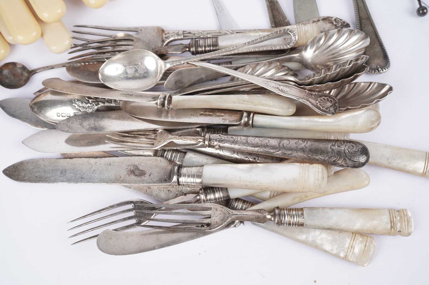 A selection of silver and silver plated cutlery - Image 7 of 8