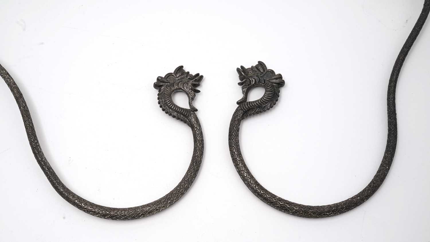 A pair of eastern silver decorative hooks - Image 8 of 8