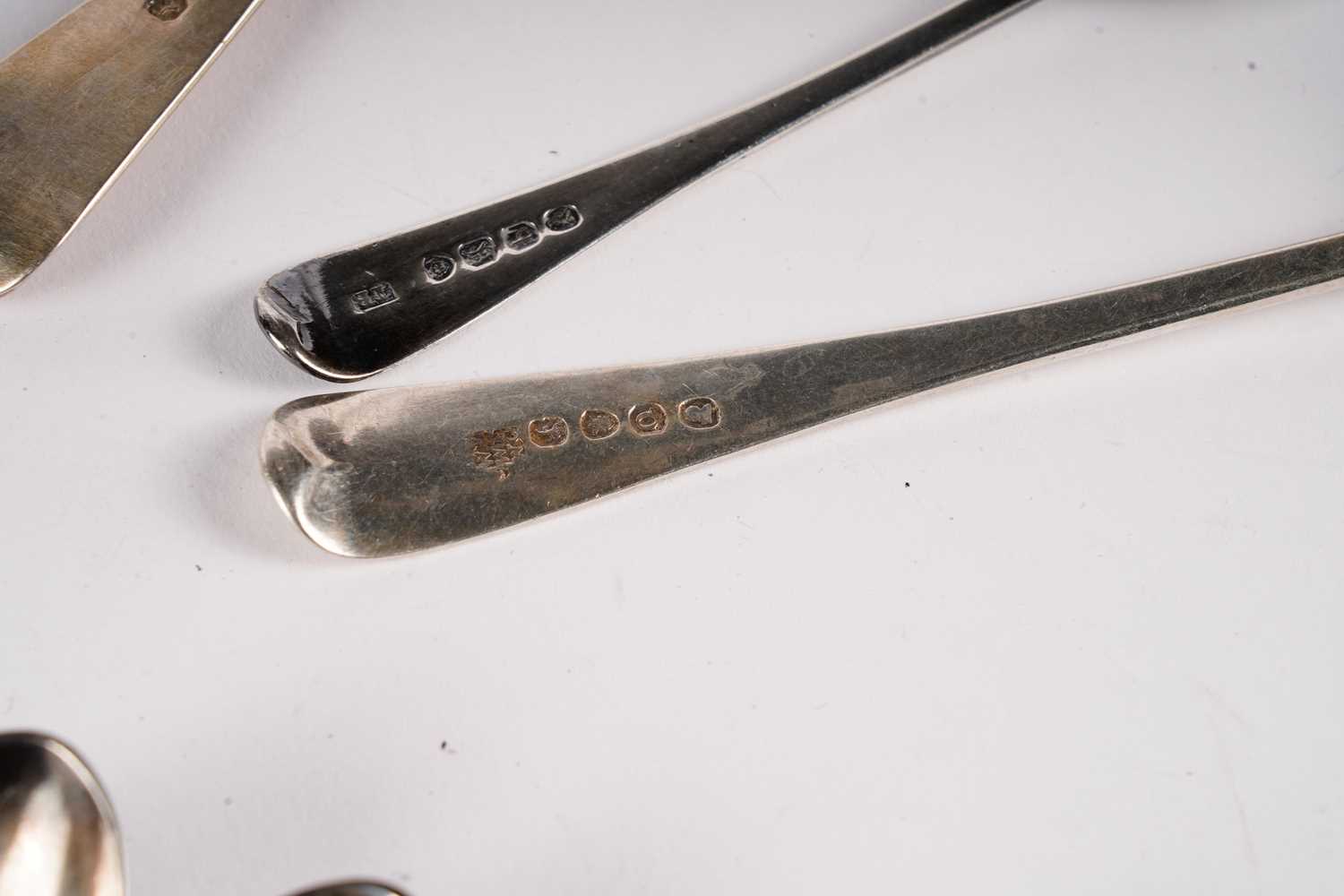 A selection of Georgian and later silver cutlery - Image 3 of 4