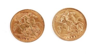 Two George V gold half sovereigns