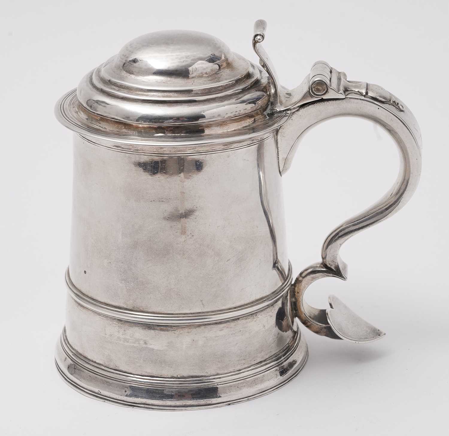 A George III North Country provincial tankard - Image 5 of 6