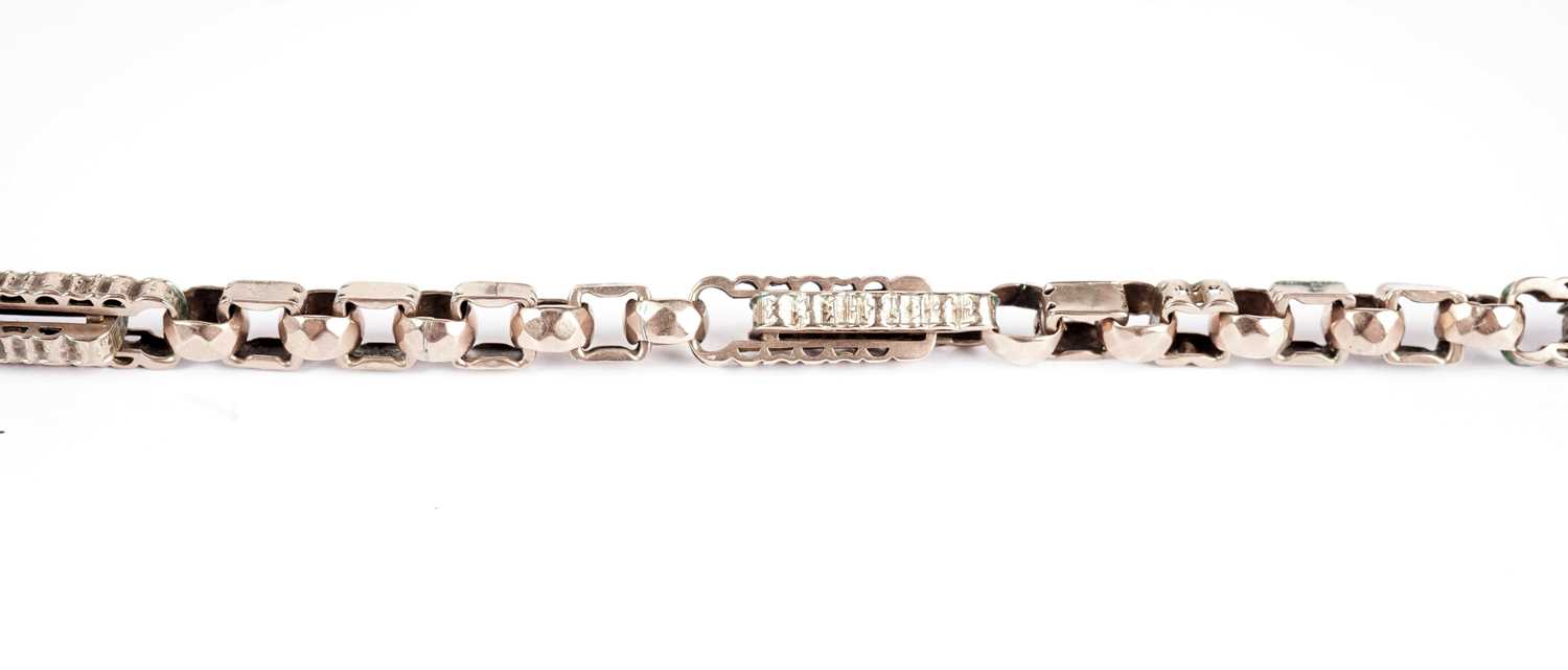 A 9ct yellow gold fancy link watch chain - Image 5 of 5