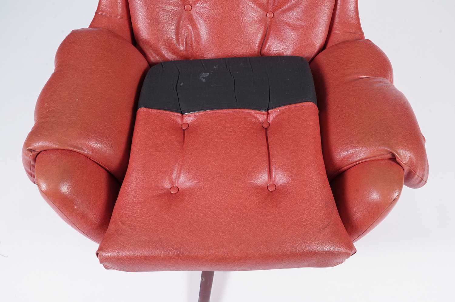 Manner of UP Zavody Rousinov,; a 1970's swivel chair - Image 7 of 9