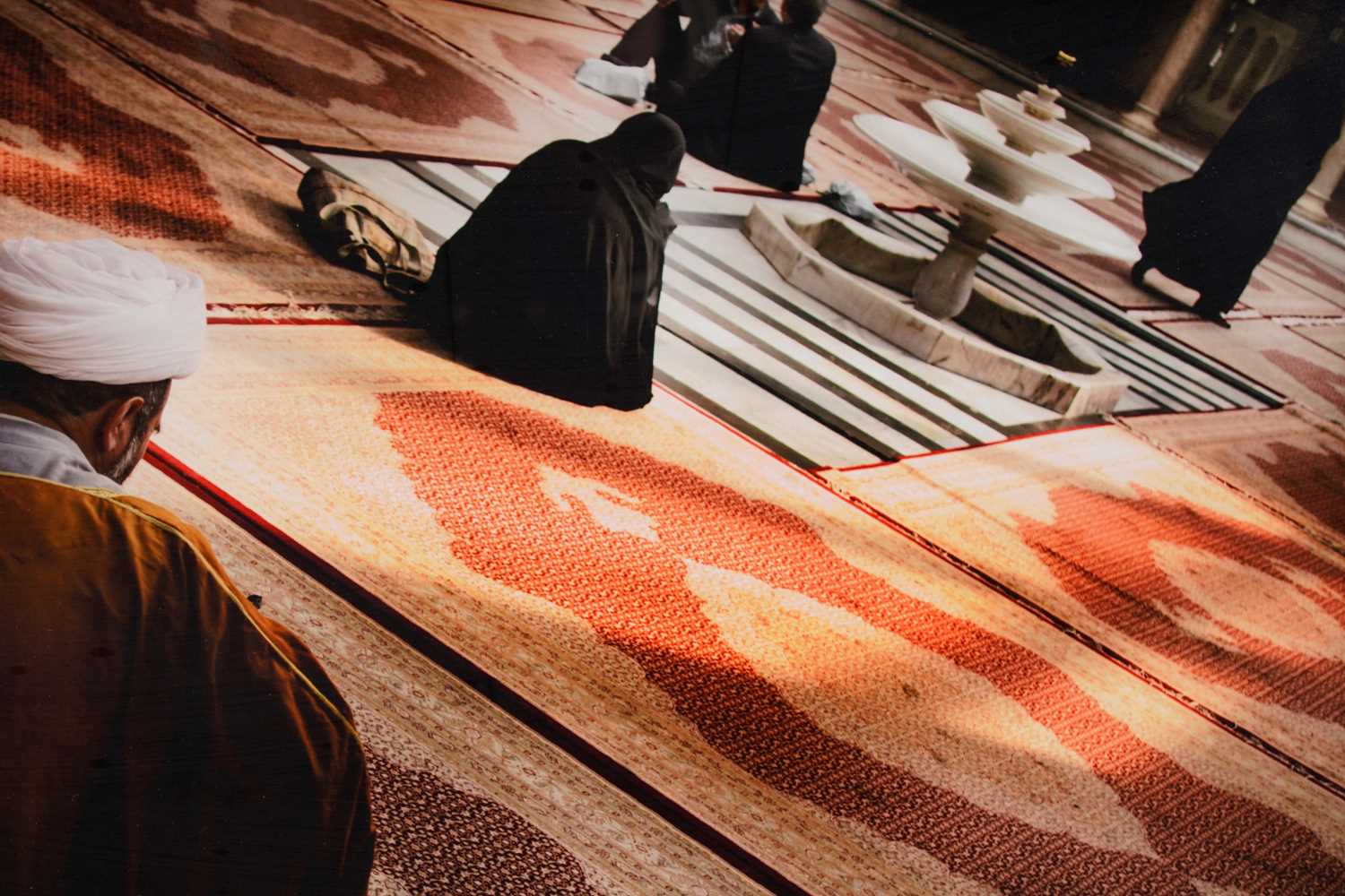 Massimiliano Fusari - Mosque with prayer rugs | photograph - Image 2 of 3