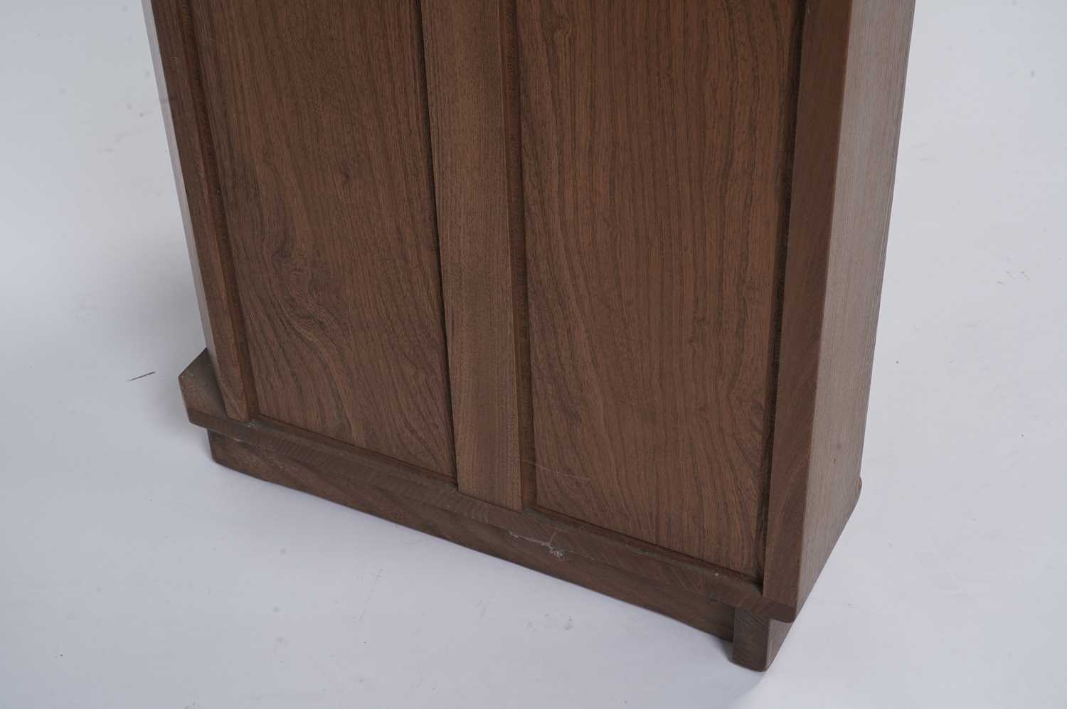 An Ercol 'Windsor' corner cabinet - Image 3 of 5