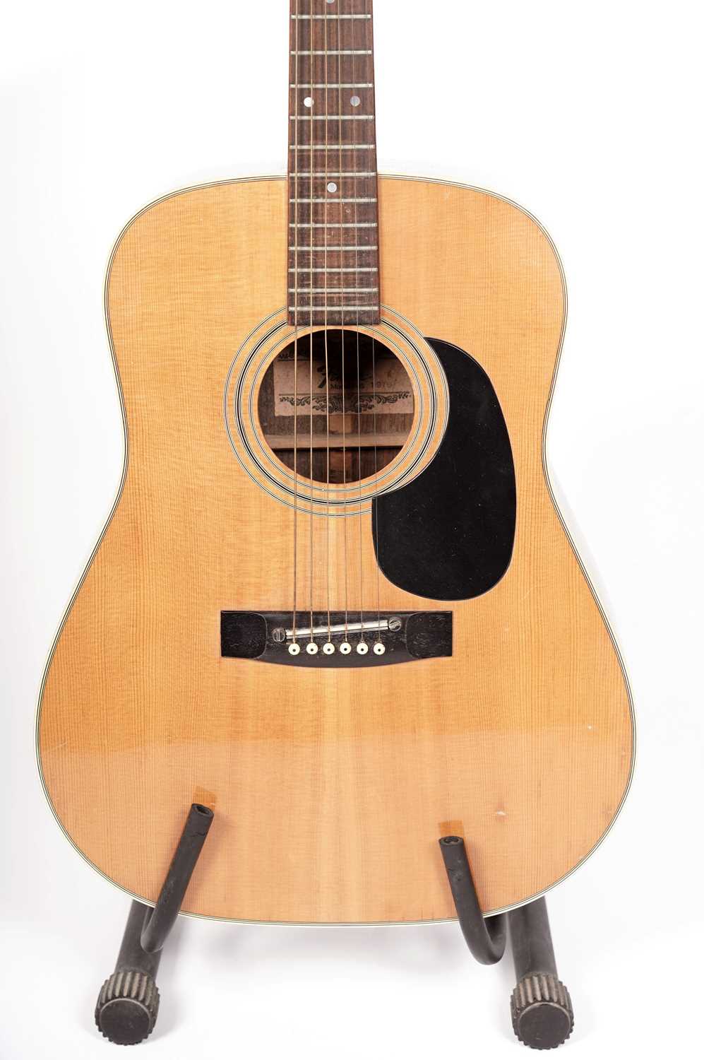 A Fender F-65 acoustic guitar - Bild 4 aus 4