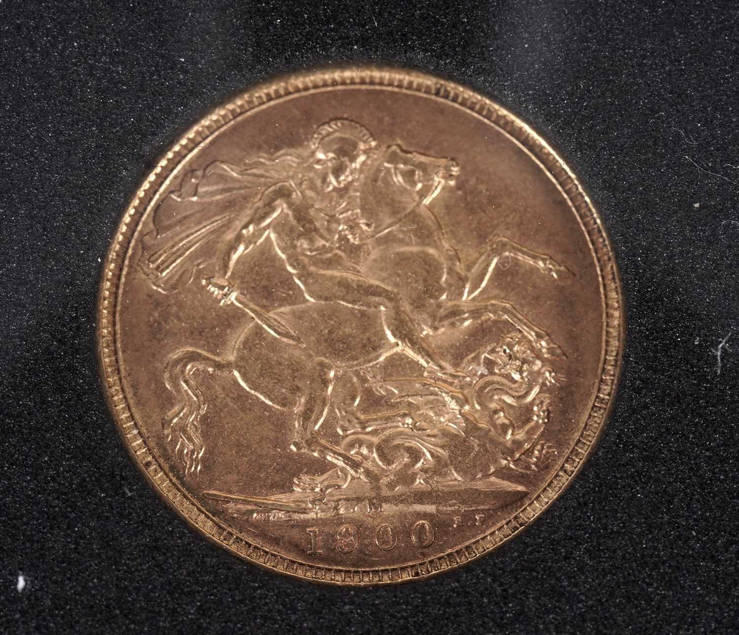 A Queen Victoria gold sovereign 1900 - Image 3 of 3