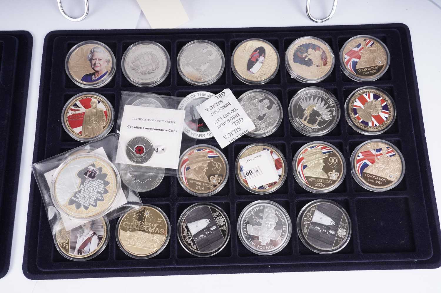 A large collection of commemorative medallions - Image 5 of 6