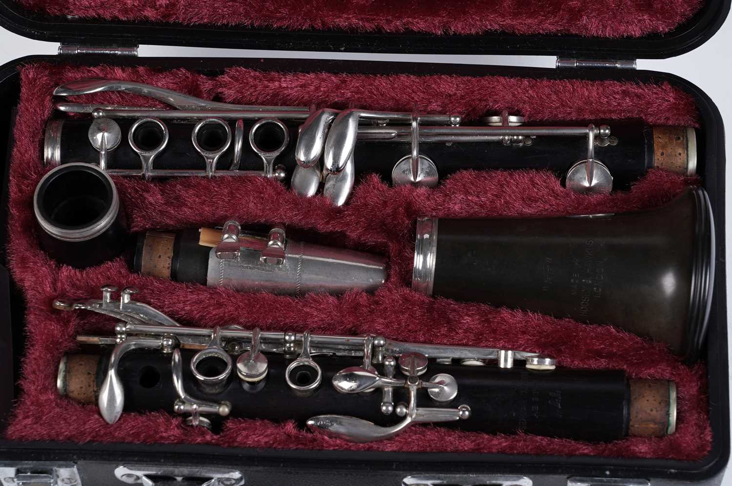 A Boosey and Hawkes '77' clarinet - Image 3 of 9