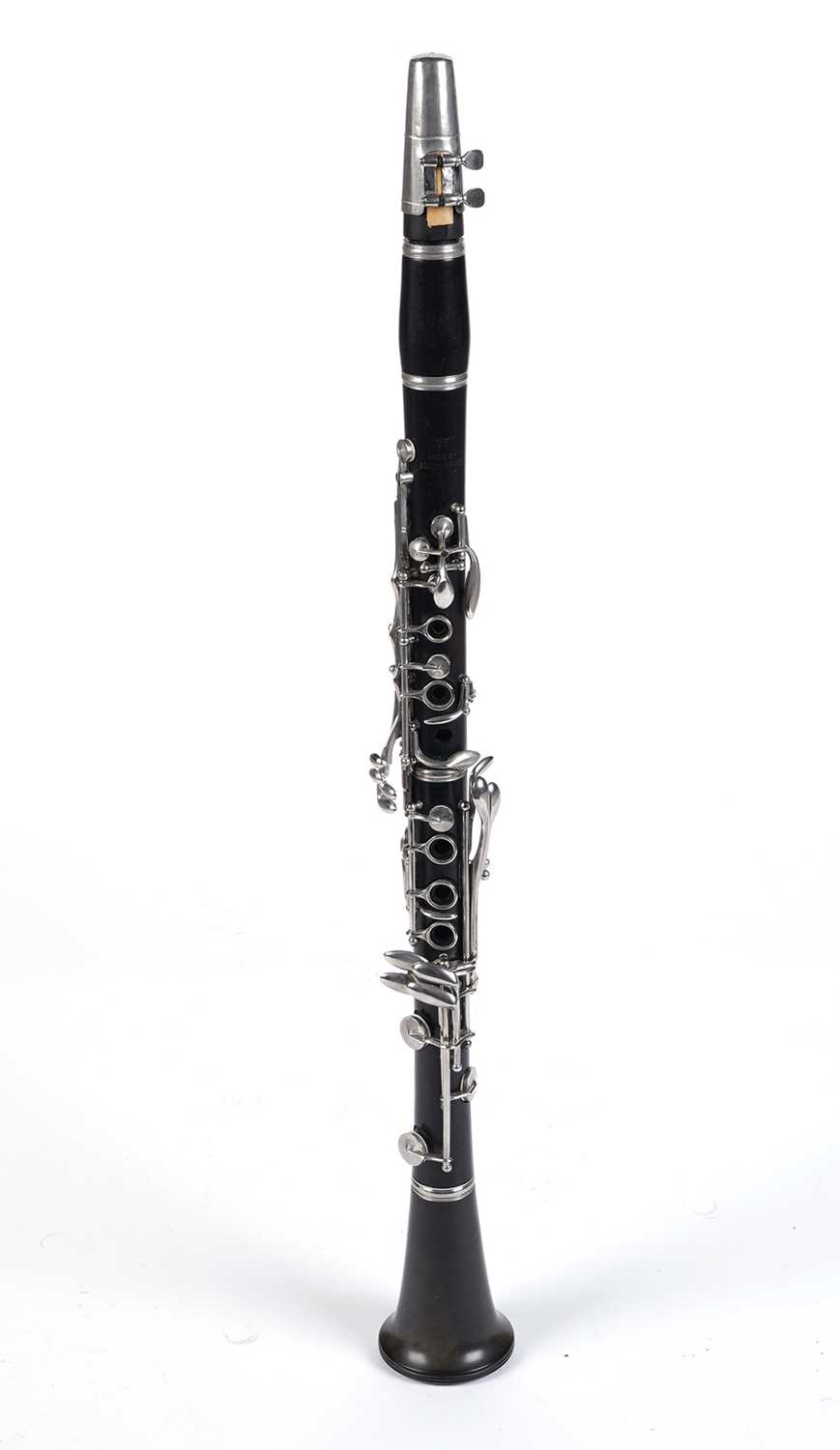 A Boosey and Hawkes '77' clarinet - Image 8 of 9